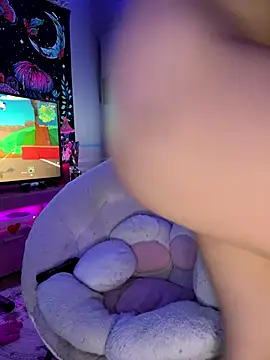 Cutiepiespanks online show from November 9, 2025, 7:56 pm