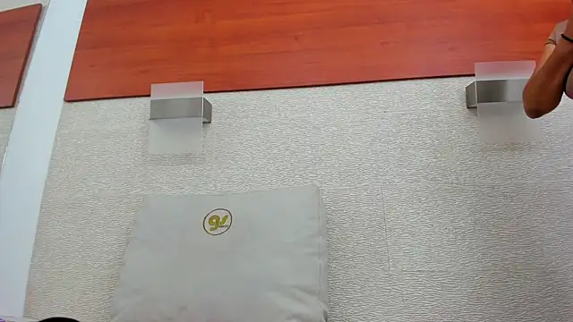 allice green online show from December 20, 2025, 1:56 am