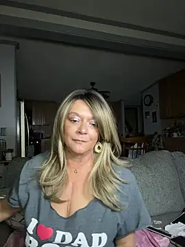 cowgirlc online show from March 25, 2026, 2:39 am