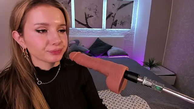 Snapshot of Betty_June chatting on October 20, 2025, 8:53 pm Betty June online show from October 20, 2025, 8:53 pm