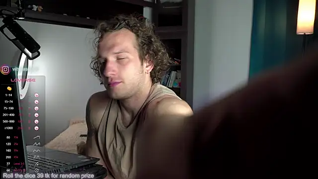 Snapshot of VIktorSecret chatting on October 22, 2025, 3:18 am VIktorSecret online show from October 22, 2025, 3:18 am