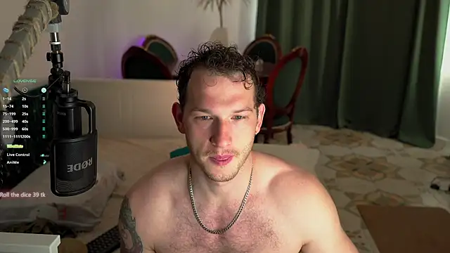 Snapshot of VIktorSecret chatting on July 9, 2026, 4:27 am VIktorSecret online show from July 9, 2026, 4:27 am