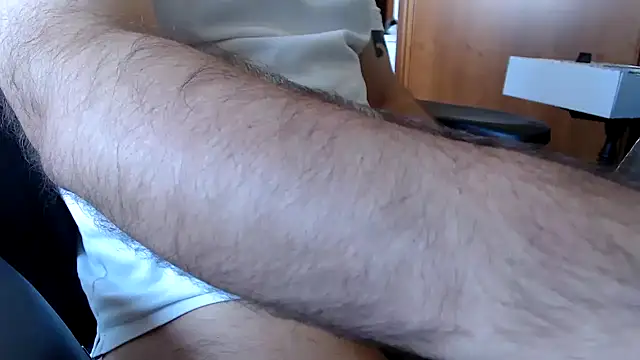 erectiumm online show from June 5, 2026, 8:31 am