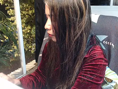 Snapshot of Urbabygirl_jenny chatting on May 1, 2026, 12:54 pm Urbabygirl jenny online show from May 1, 2026, 12:54 pm