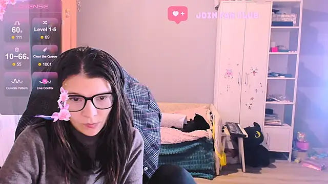 Snapshot of MollyLollipop chatting on November 20, 2025, 2:45 am MollyLollipop online show from November 20, 2025, 2:45 am