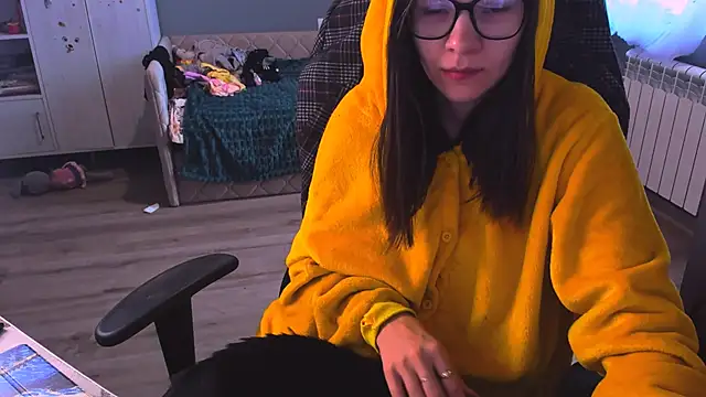 Snapshot of MollyLollipop chatting on December 5, 2025, 6:11 am MollyLollipop online show from December 5, 2025, 6:11 am