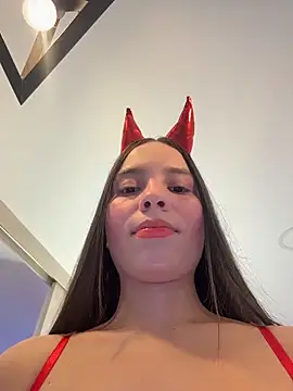 Snapshot of MiaJacksonn chatting on March 27, 2026, 4:18 pm MiaJacksonn online show from March 27, 2026, 4:18 pm