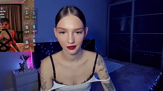 Snapshot of SophieCatty chatting on February 4, 2026, 8:09 am SophieCatty online show from February 4, 2026, 8:09 am