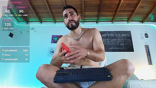 Snapshot of RyanCarter_ chatting on February 5, 2025, 5:31 pm RyanCarter online show from February 5, 2025, 5:31 pm