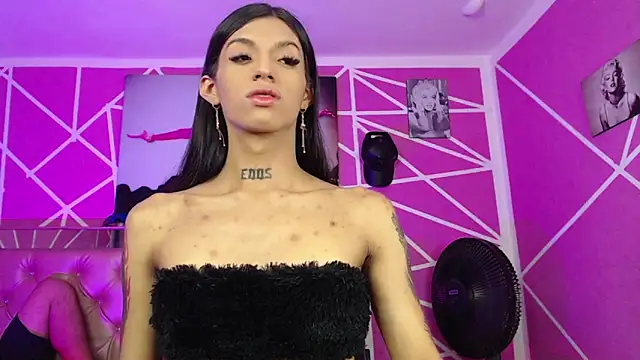 Snapshot of Ortegakim chatting on January 24, 2025, 3:32 am Ortegakim online show from January 24, 2025, 3:32 am