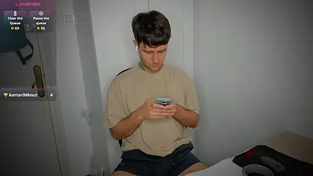 HonestAndrew online show from April 12, 2026, 5:01 am