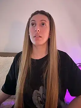 Snapshot of Eva_Ryen chatting on March 4, 2026, 4:24 pm Eva Ryen online show from March 4, 2026, 4:24 pm