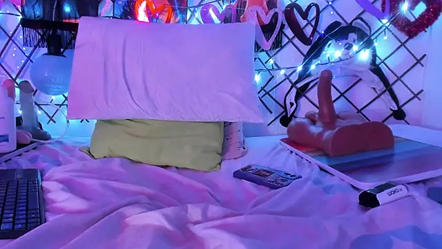 Alice jacobs1 online show from March 13, 2025, 7:42 am