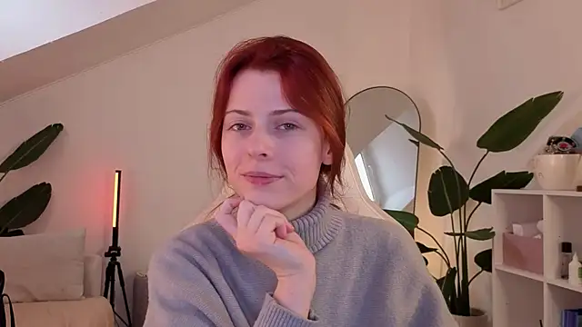 doll lesli online show from December 18, 2025, 9:48 am