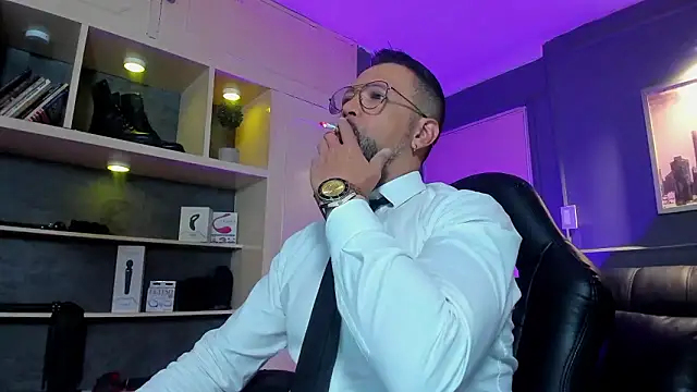 MrFrank tattoo online show from February 3, 2026, 10:31 am