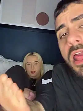 Snapshot of Strongqueen chatting on January 31, 2025, 9:16 pm Strongqueen online show from January 31, 2025, 9:16 pm