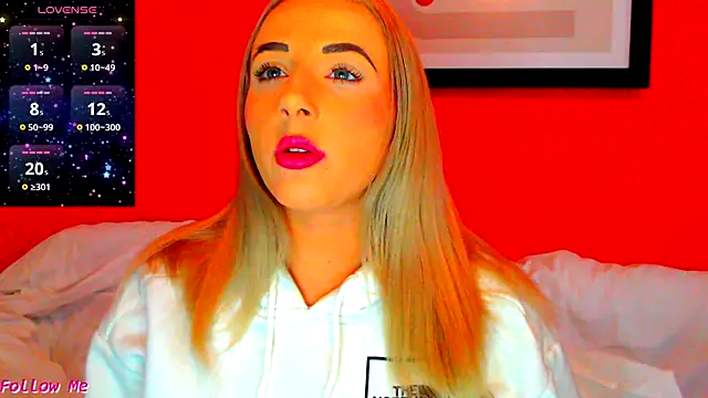 Snapshot of Strongqueen chatting on February 21, 2025, 9:32 pm Strongqueen online show from February 21, 2025, 9:32 pm