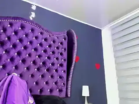 Snapshot of perla7777 chatting on March 14, 2025, 8:53 am perla7777 online show from March 14, 2025, 8:53 am