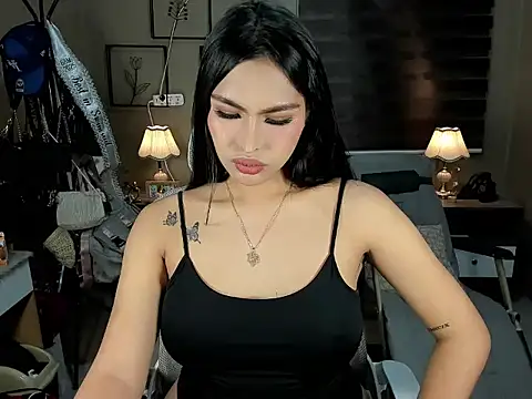 EternityBanks online show from December 4, 2025, 4:59 pm