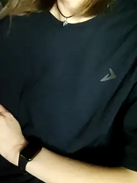 Snapshot of Aashikalaa chatting on December 13, 2025, 7:53 pm Aashikalaa online show from December 13, 2025, 7:53 pm