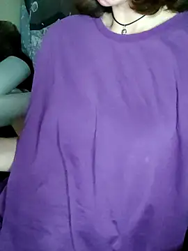 Snapshot of Aashikalaa chatting on December 16, 2025, 5:18 pm Aashikalaa online show from December 16, 2025, 5:18 pm