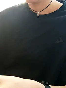 Snapshot of Aashikalaa chatting on March 21, 2026, 1:37 pm Aashikalaa online show from March 21, 2026, 1:37 pm