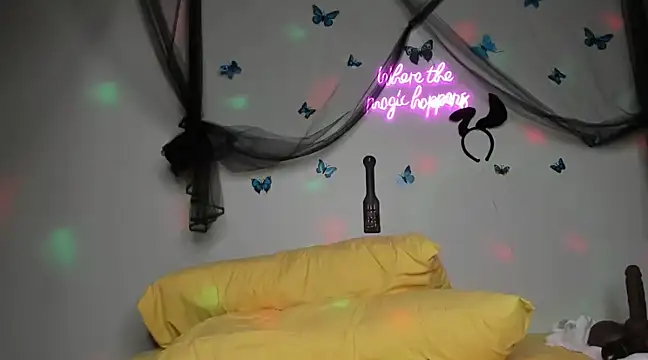 ThickAssRena online show from January 30, 2025, 2:06 am