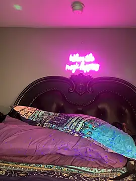ThickAssRena online show from July 13, 2026, 7:11 am