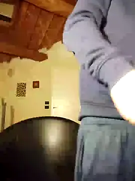 Snapshot of woww791 chatting on February 18, 2025, 8:03 pm woww791 online show from February 18, 2025, 8:03 pm