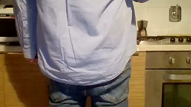 Snapshot of woww791 chatting on November 4, 2025, 3:22 pm woww791 online show from November 4, 2025, 3:22 pm