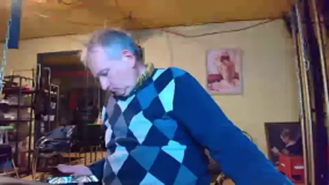 Snapshot of jeanlulu chatting on May 14, 2026, 6:37 pm jeanlulu online show from May 14, 2026, 6:37 pm