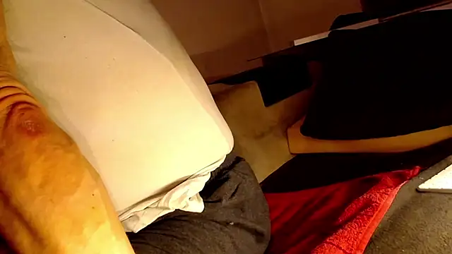 Snapshot of mike30nbg chatting on January 14, 2025, 8:26 pm mike30nbg online show from January 14, 2025, 8:26 pm