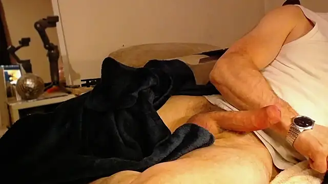 Snapshot of mike30nbg chatting on March 17, 2025, 8:30 pm mike30nbg online show from March 17, 2025, 8:30 pm