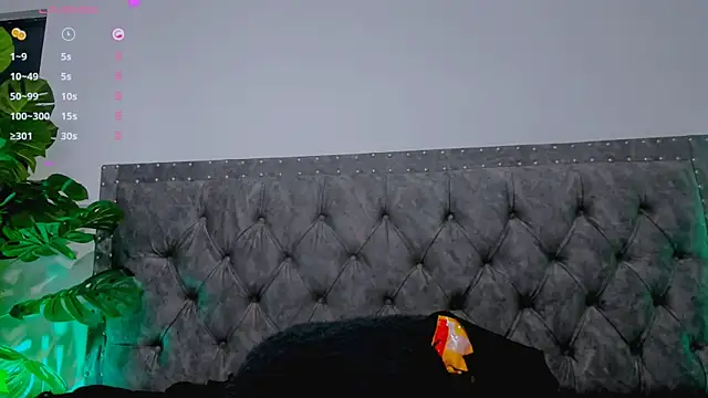 Snapshot of Dounia_nagi chatting on February 10, 2025, 1:55 pm Dounia nagi online show from February 10, 2025, 1:55 pm