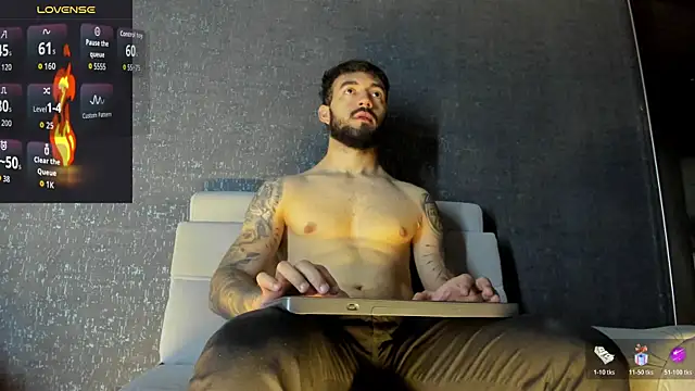 MarkWalker   online show from December 4, 2025, 10:13 am