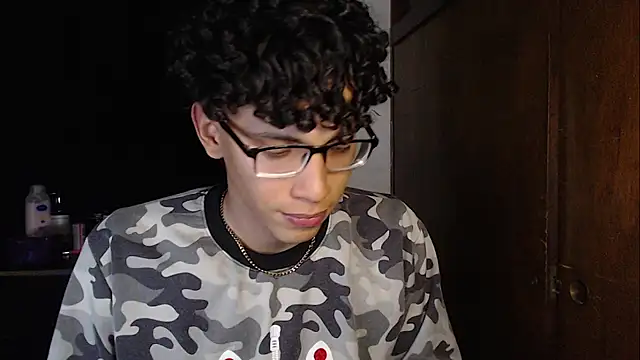 austinsantana online show from March 2, 2025, 4:28 am