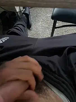 Snapshot of Nando49_ chatting on March 21, 2025, 4:07 pm Nando49 online show from March 21, 2025, 4:07 pm