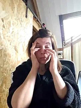 Lina lou4 online show from February 25, 2025, 7:52 am