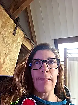 Lina lou4 online show from September 22, 2025, 3:58 pm