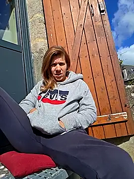 Lina lou4 online show from October 5, 2025, 12:36 pm