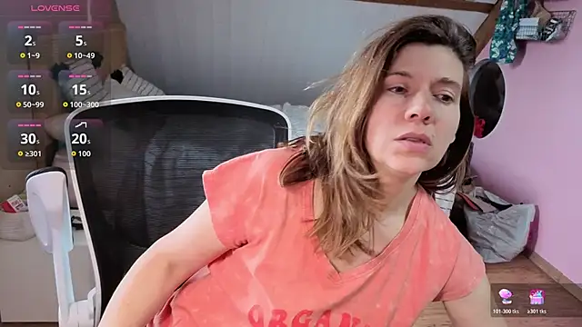 Snapshot of Lina_lou4 chatting on February 24, 2026, 4:27 pm Lina lou4 online show from February 24, 2026, 4:27 pm