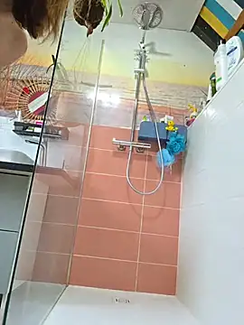 Lina lou4 online show from March 6, 2026, 9:39 am