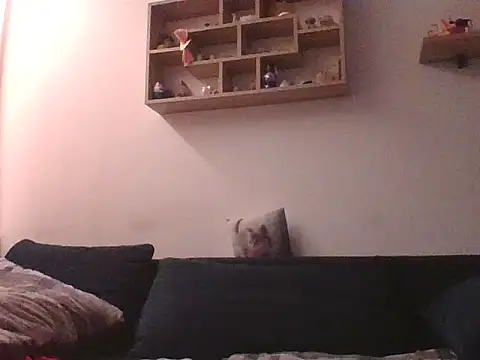 82liska online show from December 22, 2025, 11:02 pm