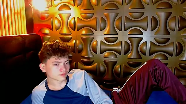 Snapshot of cruz_dante chatting on July 22, 2026, 7:27 pm cruz dante online show from July 22, 2026, 7:27 pm