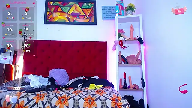 louise nails online show from November 21, 2025, 4:05 pm