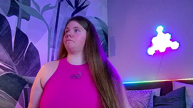 Snapshot of RubyValen chatting on October 16, 2025, 1:06 am RubyValen online show from October 16, 2025, 1:06 am