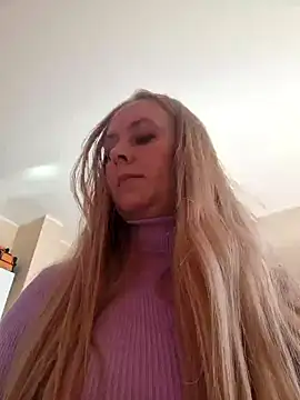 VictoriaMiami online show from February 7, 2025, 10:19 am