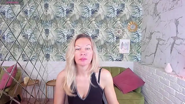 Snapshot of NancyGrace chatting on December 8, 2024, 5:29 am NancyGrace online show from December 8, 2024, 5:29 am