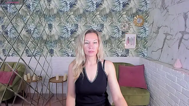 Snapshot of NancyGrace chatting on December 17, 2024, 1:05 pm NancyGrace online show from December 17, 2024, 1:05 pm