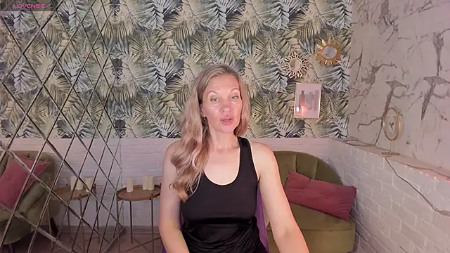 Snapshot of NancyGrace chatting on September 13, 2025, 5:13 pm NancyGrace online show from September 13, 2025, 5:13 pm